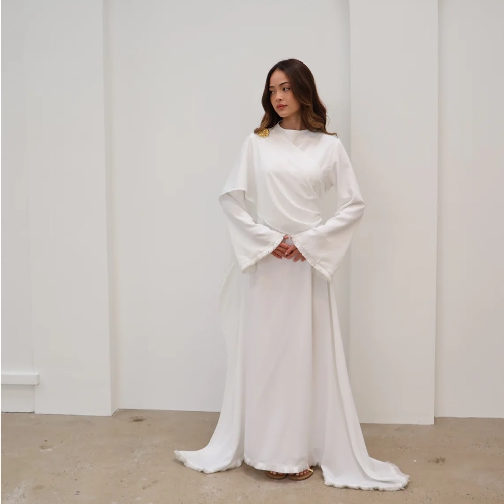 Elegant White Maxi Dress